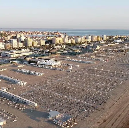Sottomarina Bungalows Spiaggia * Sottomarina