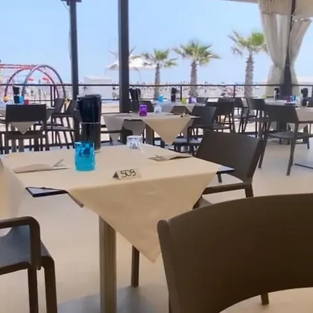 Sottomarina Bungalows Spiaggia * Sottomarina