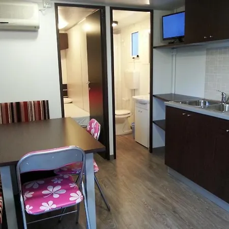 Κάμπινγκ Sottomarina Bungalows Spiaggia